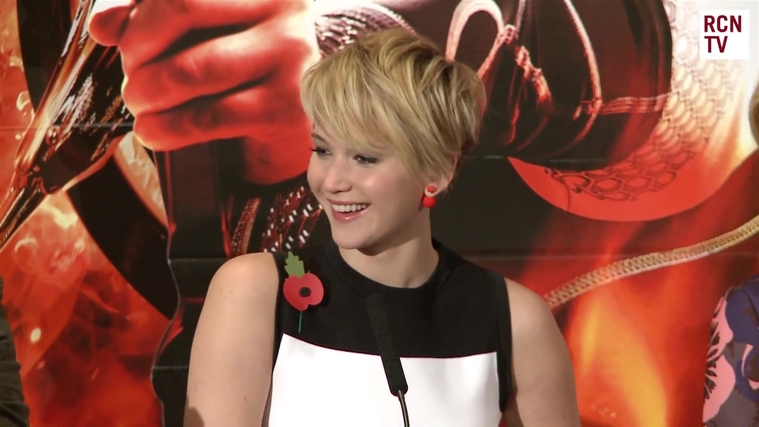 Catching_Fire_Press_Conference_2813429.jpg