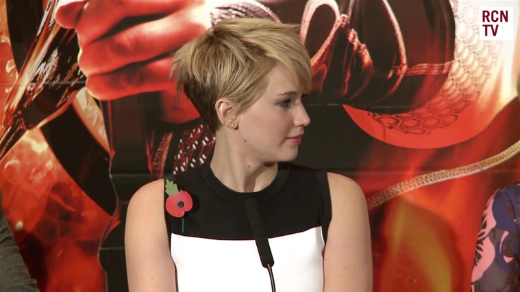 Catching_Fire_Press_Conference_2819229.jpg