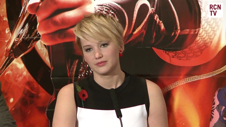 Catching_Fire_Press_Conference_2824029.jpg