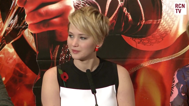 Catching_Fire_Press_Conference_2834029.jpg