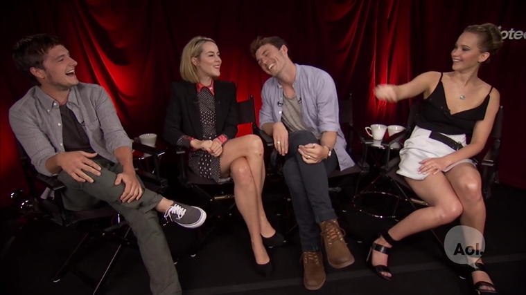 Catching_Fire_Unscripted_Interview_Moviefone__2811829.jpg