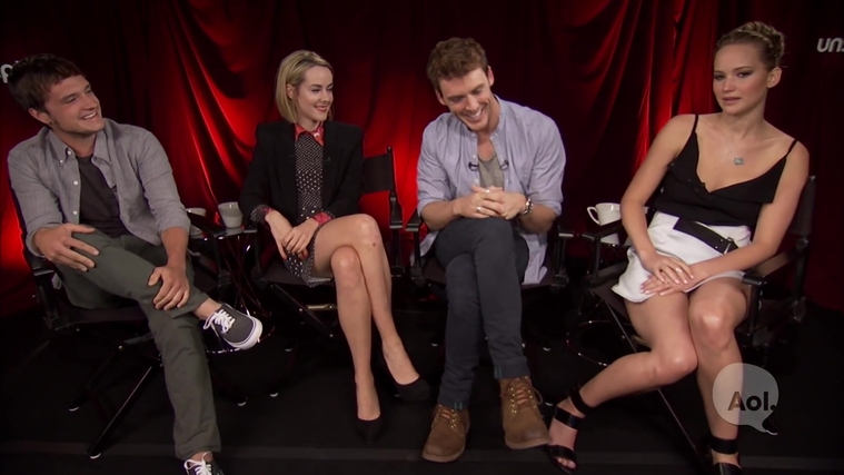 Catching_Fire_Unscripted_Interview_Moviefone__2812229.jpg