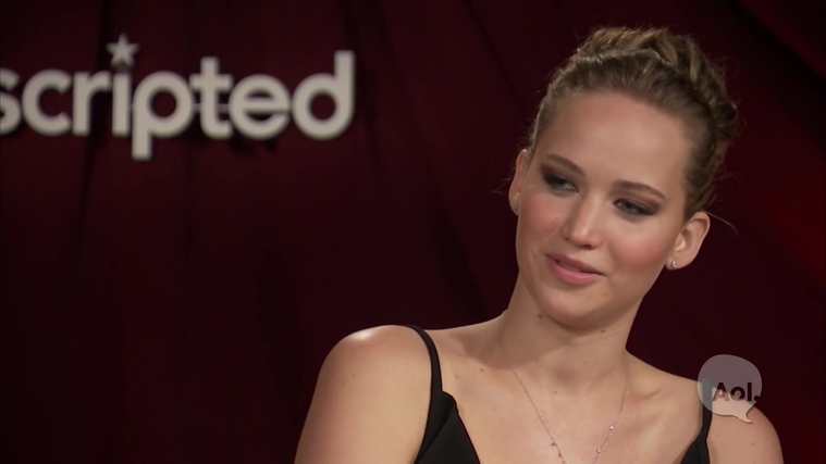 Catching_Fire_Unscripted_Interview_Moviefone__2812829.jpg