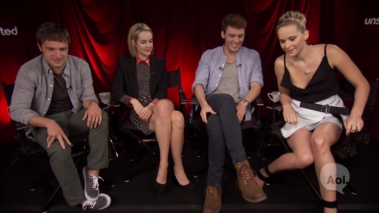 Catching_Fire_Unscripted_Interview_Moviefone__2814929.jpg
