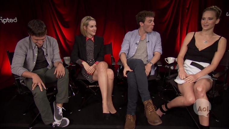Catching_Fire_Unscripted_Interview_Moviefone__2815029.jpg