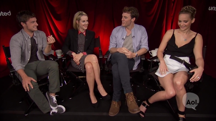Catching_Fire_Unscripted_Interview_Moviefone__2817729.jpg