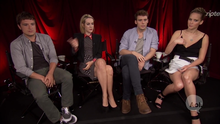 Catching_Fire_Unscripted_Interview_Moviefone__2821129.jpg