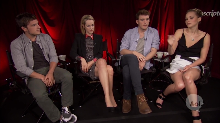 Catching_Fire_Unscripted_Interview_Moviefone__2821329.jpg