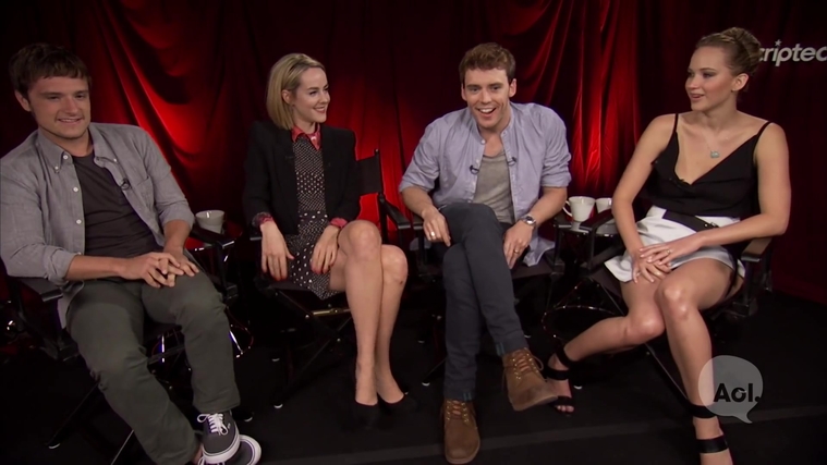 Catching_Fire_Unscripted_Interview_Moviefone__2825429.jpg