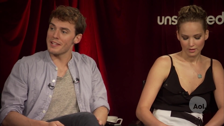 Catching_Fire_Unscripted_Interview_Moviefone__2826729.jpg
