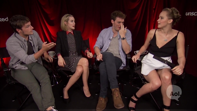 Catching_Fire_Unscripted_Interview_Moviefone__2828829~0.jpg