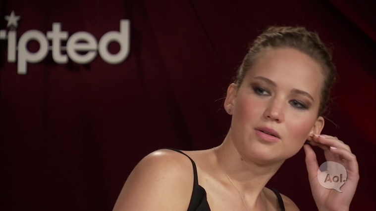 Catching_Fire_Unscripted_Interview_Moviefone__2830529~0.jpg