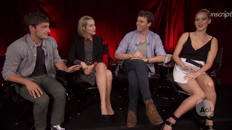 Catching_Fire_Unscripted_Interview_Moviefone__2831129~0.jpg