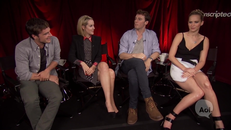 Catching_Fire_Unscripted_Interview_Moviefone__2833129~0.jpg