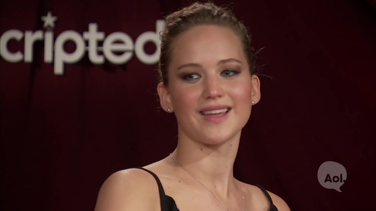 Catching_Fire_Unscripted_Interview_Moviefone__2833329.jpg