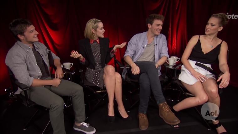 Catching_Fire_Unscripted_Interview_Moviefone__2834329~0.jpg