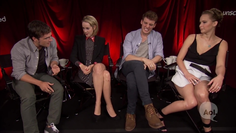 Catching_Fire_Unscripted_Interview_Moviefone__2834629~0.jpg