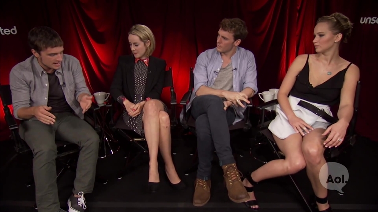 Catching_Fire_Unscripted_Interview_Moviefone__2834829~0.jpg