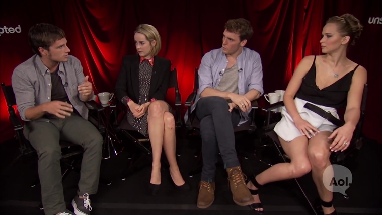 Catching_Fire_Unscripted_Interview_Moviefone__2835129~0.jpg