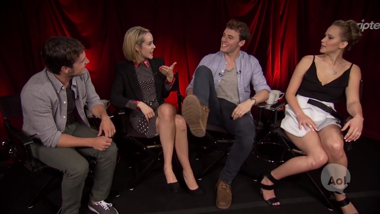 Catching_Fire_Unscripted_Interview_Moviefone__2835829.jpg