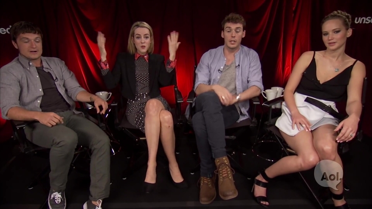 Catching_Fire_Unscripted_Interview_Moviefone__2837329.jpg