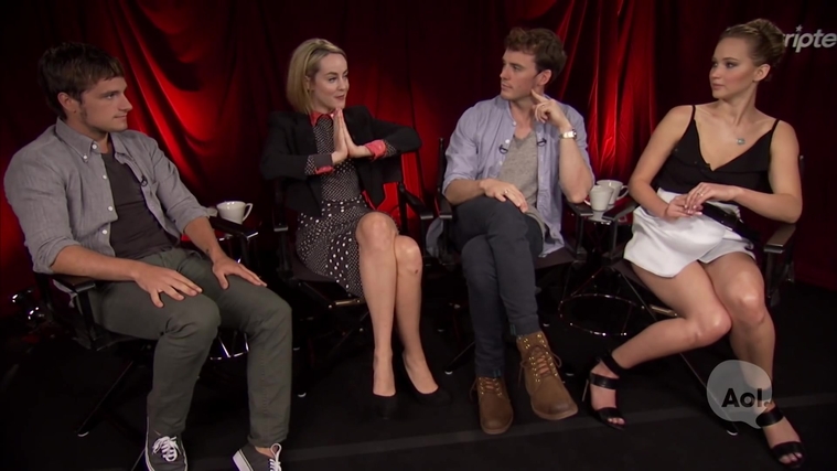Catching_Fire_Unscripted_Interview_Moviefone__2838829.jpg