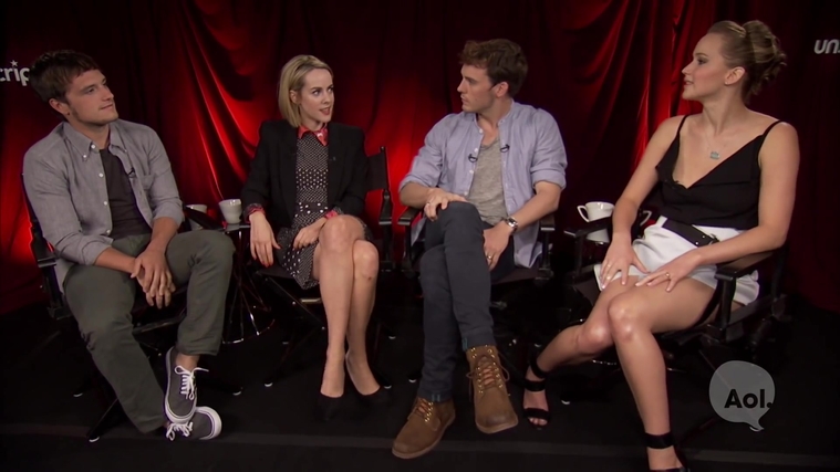Catching_Fire_Unscripted_Interview_Moviefone__284129.jpg