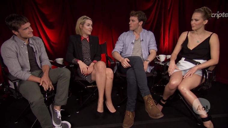 Catching_Fire_Unscripted_Interview_Moviefone__285129.jpg