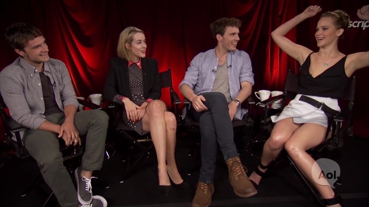 Catching_Fire_Unscripted_Interview_Moviefone__285329.jpg