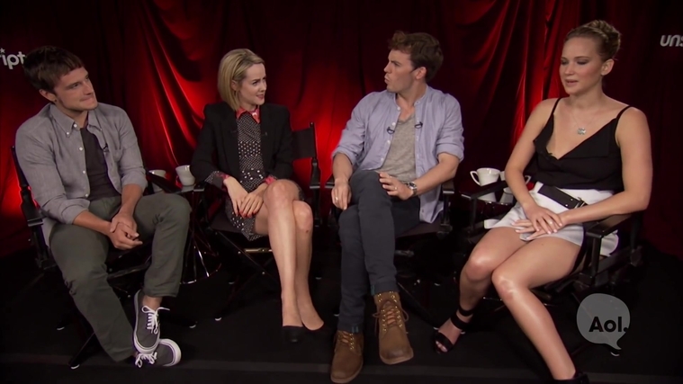Catching_Fire_Unscripted_Interview_Moviefone__286029.jpg
