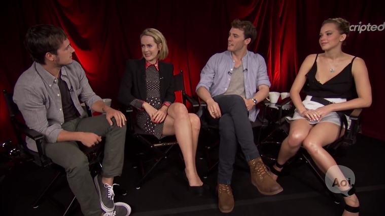 Catching_Fire_Unscripted_Interview_Moviefone__287529.jpg