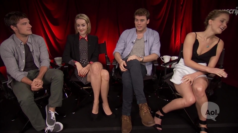 Catching_Fire_Unscripted_Interview_Moviefone__289629.jpg