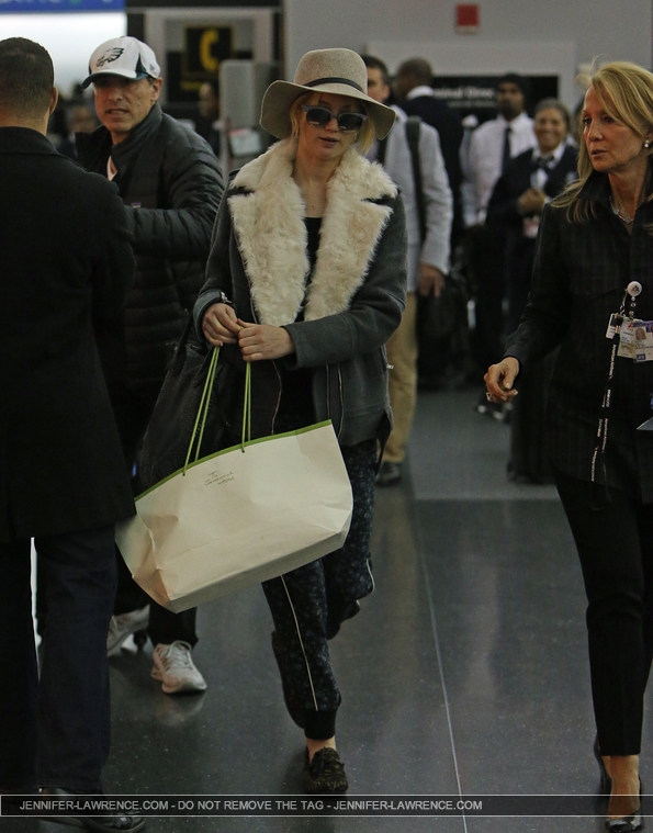 December_14_-_Arriving_at_JFK_Airport_in_New_York_285029.jpg