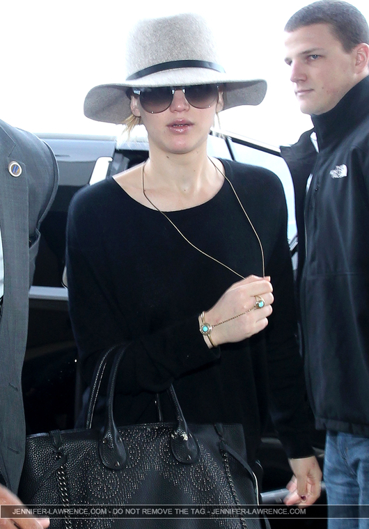 December_14_-_Departing_LAX_Airport_in_Los_Angeles_281529.jpg