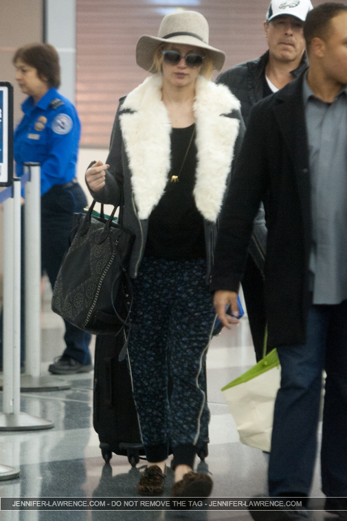 December_14_-_Departing_LAX_Airport_in_Los_Angeles_289229.jpg