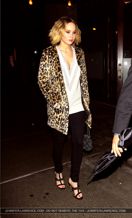 December_16_-_Heading_to_see__The_Elephant_Man__on_Broadway_in_New_York_281929.jpg