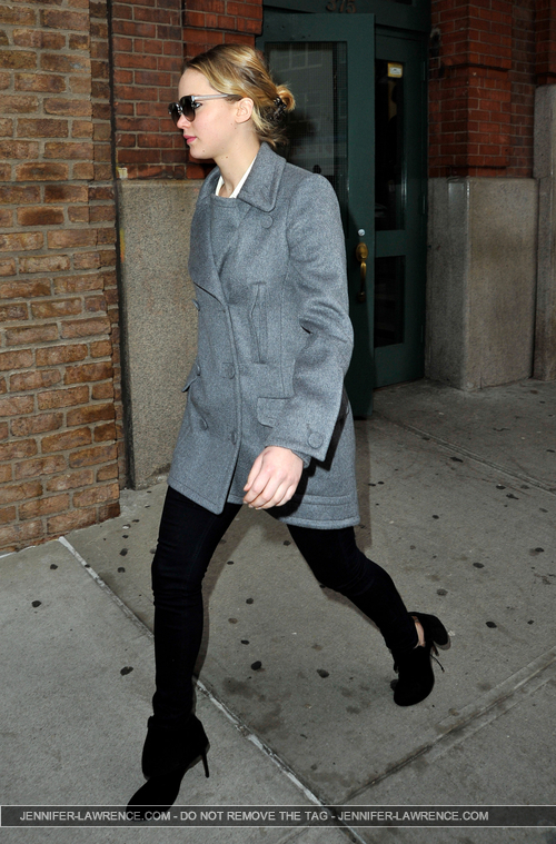 December_16_-_Leaving_Tribeca_Film_Center_in_New_York_282729.jpg