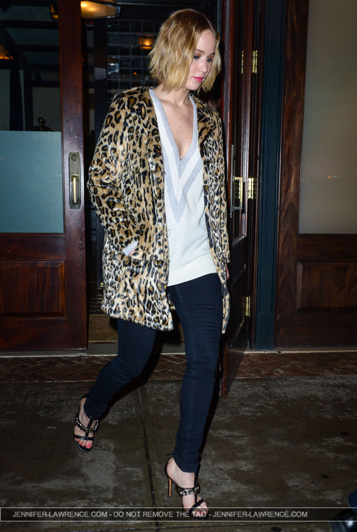 December_16_-_Out_in_New_York_28329.jpg