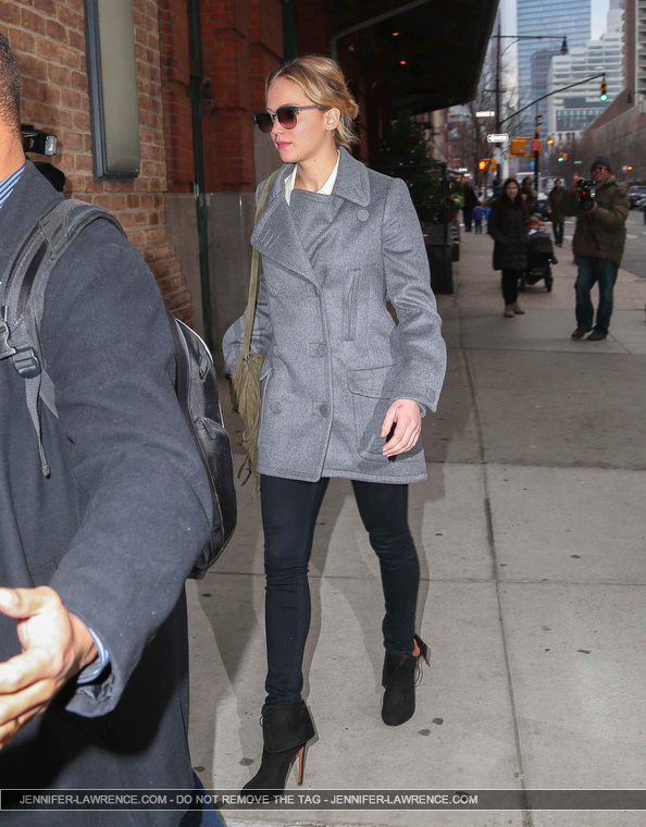 December_16_-_Returning_to_her_Tribeca_hotel_in_New_York_281929.jpg