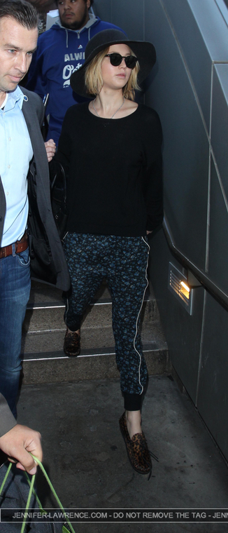 December_18_-_Leaving_LAX_Airport_2816729~0.jpg