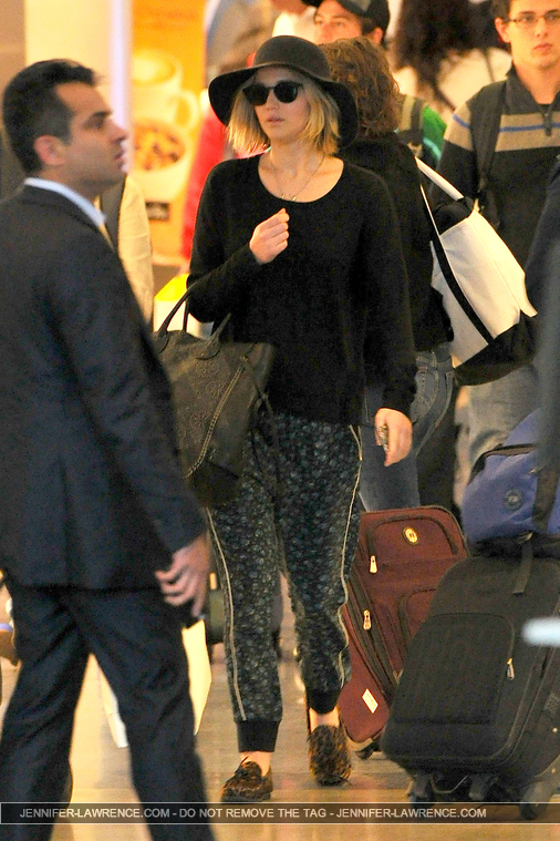 December_18_-_Leaving_LAX_Airport_2817729~0.jpg