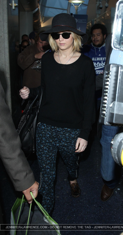 December_18_-_Leaving_LAX_Airport_282129~0.jpg