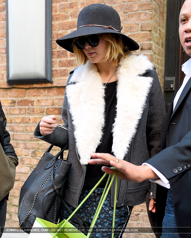 December_18_-_Leaving_the_Greenwich_hotel_in_New_York_283429.jpg