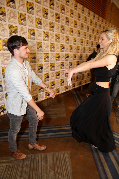 E__July_9_-__International_Comic_Con_-___The_Hunger_Games__Mockingjay_Part_2___Press_Conference_281529.jpg