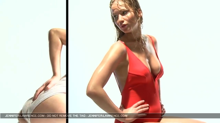 Esquire_Magazine_28213929_5BBehind_the_Scenes5D.jpg
