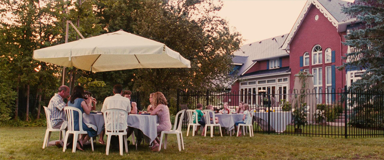 House_at_the_End_of_the_Street__2817929.jpg