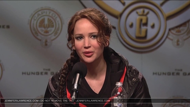 Hunger_Games_Press_Conference_-_Saturday_Night_Live__2818329.jpg