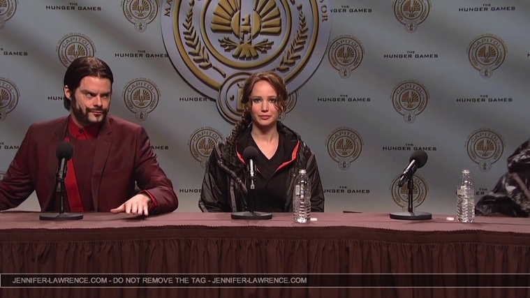 Hunger_Games_Press_Conference_-_Saturday_Night_Live__2830629.jpg
