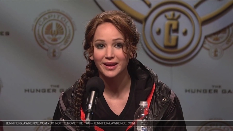 Hunger_Games_Press_Conference_-_Saturday_Night_Live__286329.jpg