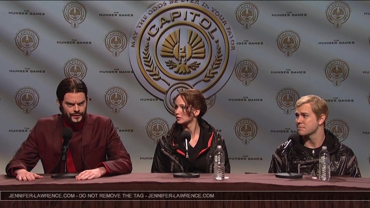 Hunger_Games_Press_Conference_-_Saturday_Night_Live__287129.jpg